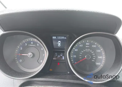 2017 Hyundai Elantra Gt z USA, uszkodzony, nr VIN KMHD35LH6HU375494